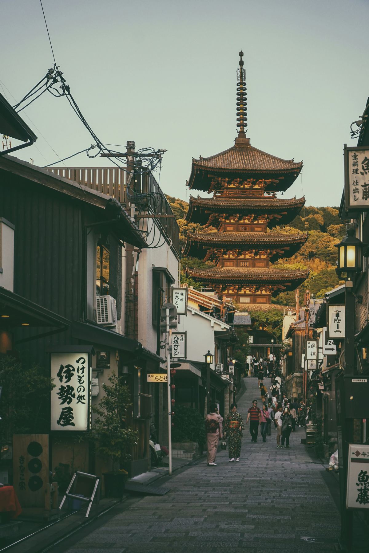 Kiyomizu-dera temple overlooking Kyoto city
